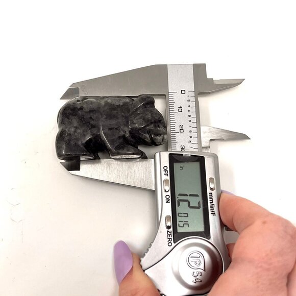 Larvikite Bear Carving Flashy high quality natural healing crystal carving stone - Picture 5 of 5